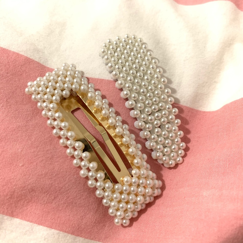 Pearl Hairclips - Brand New